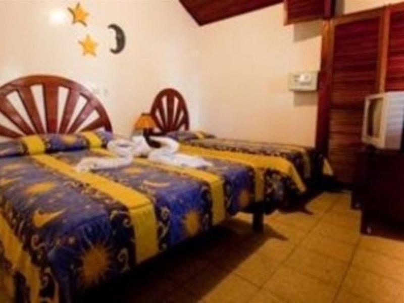 Hotel El Milagro à Tamarindo Extérieur photo